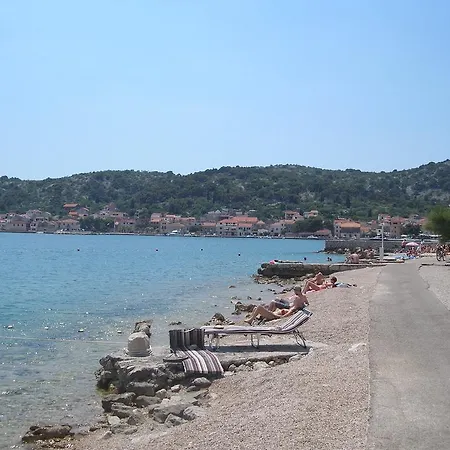 Apartment Ajka Tisno
