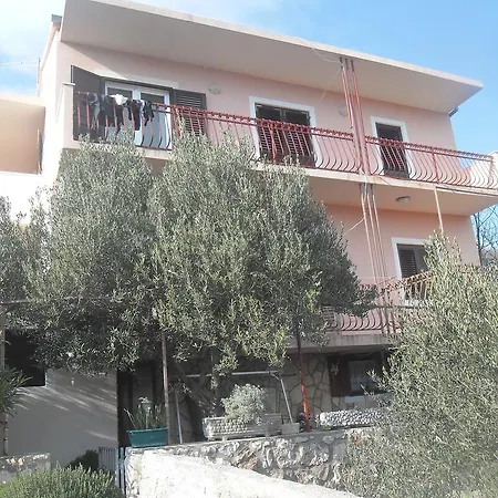 Apartment Ajka Tisno