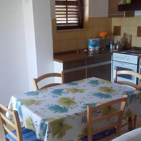 Apartment Ajka Tisno